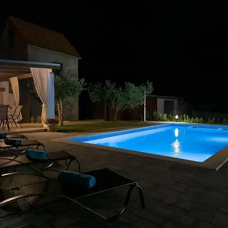 Villa Hedera