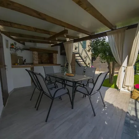 Hedera Villa Drniš